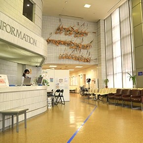 六地蔵総合病院の施設写真